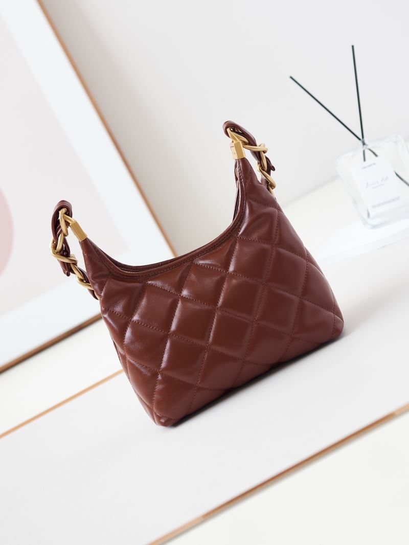 Ch**el hobo bags